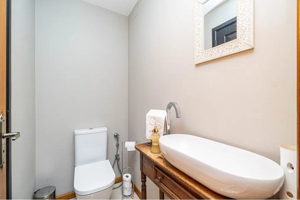 Apartamento com 2 quartos à venda, 101m2 em Mont Serrat, Porto Alegre - RS - imagem 6 Foto 6 de Apartamento com 2 quartos à venda, 101m2 em Mont Serrat, Porto Alegre - RS