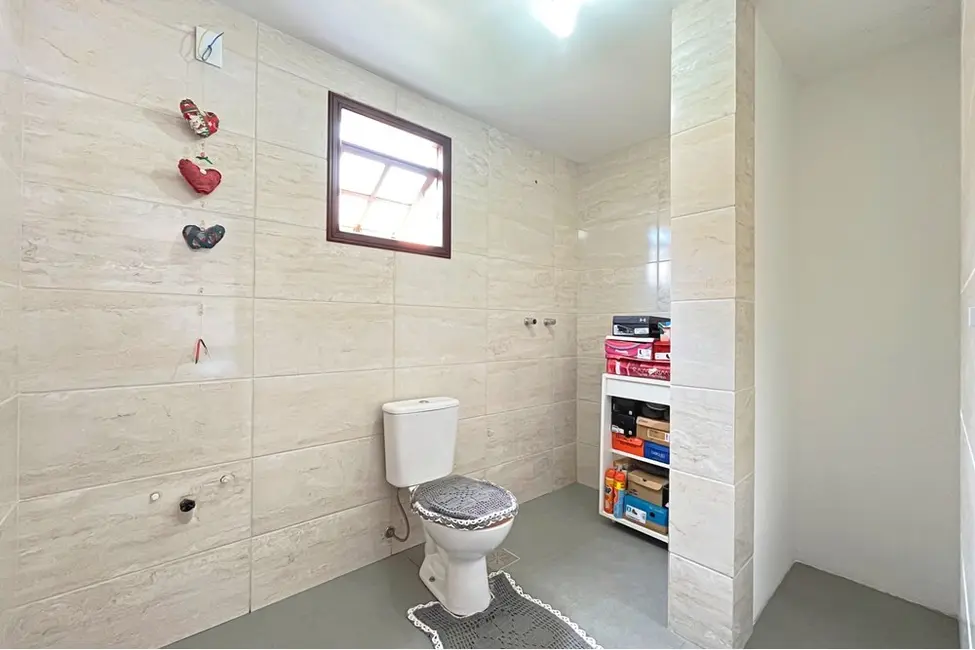 Casa com 2 quartos à venda, 128m2 em Espírito Santo, Porto Alegre - RS - imagem 7 Foto 7 de Casa com 2 quartos à venda, 128m2 em Espírito Santo, Porto Alegre - RS