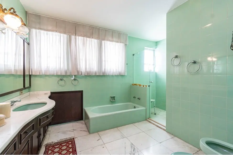 Apartamento com 4 quartos à venda, 277m2 em Auxiliadora, Porto Alegre - RS - imagem 8 Foto 8 de Apartamento com 4 quartos à venda, 277m2 em Auxiliadora, Porto Alegre - RS