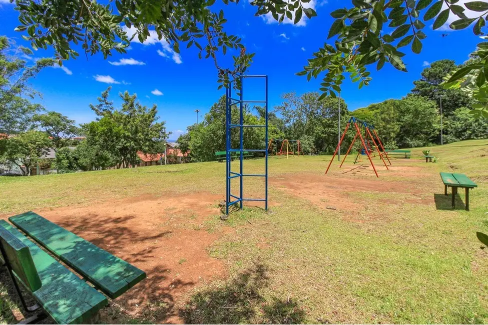 Casa com 4 quartos à venda, 173m2 em Espírito Santo, Porto Alegre - RS - imagem 3 Foto 3 de Casa com 4 quartos à venda, 173m2 em Espírito Santo, Porto Alegre - RS