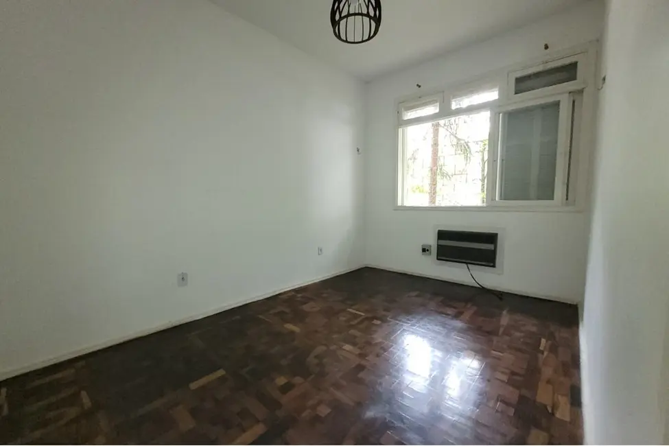 Foto 6 de Apartamento com 3 quartos à venda, 92m2 em Rio Branco, Porto Alegre - RS