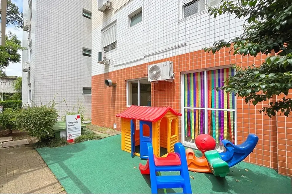 Foto 8 de Apartamento com 2 quartos à venda, 64m2 em Cristal, Porto Alegre - RS