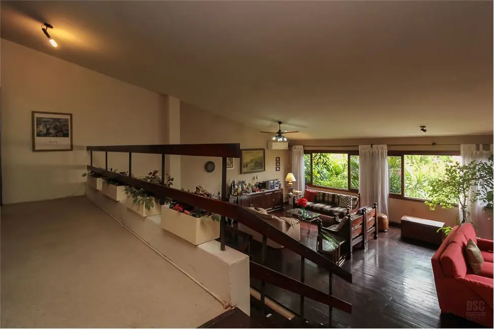 Casa com 3 quartos à venda, 252m2 em Boa Vista, Porto Alegre - RS - imagem 7 Foto 7 de Casa com 3 quartos à venda, 252m2 em Boa Vista, Porto Alegre - RS