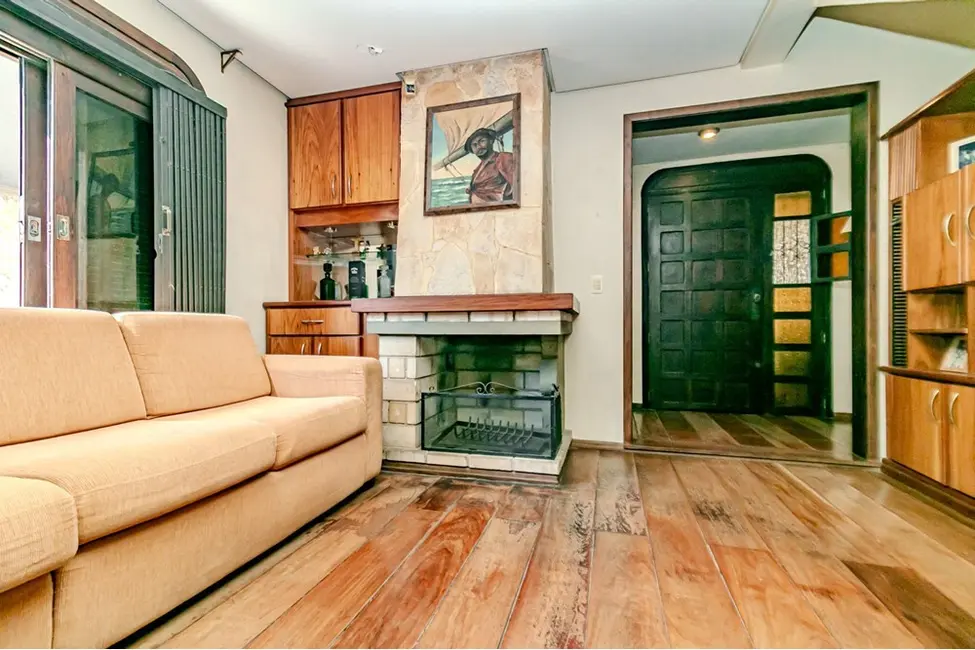 Foto 4 de Casa com 3 quartos à venda, 299m2 em Passo da Areia, Porto Alegre - RS