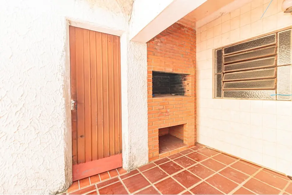 Casa com 2 quartos à venda, 144m2 em Chácara das Pedras, Porto Alegre - RS - imagem 6 Foto 6 de Casa com 2 quartos à venda, 144m2 em Chácara das Pedras, Porto Alegre - RS