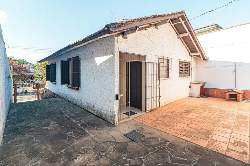 Casa com 2 quartos à venda, 144m2 em Chácara das Pedras, Porto Alegre - RS - imagem 4 Foto 4 de Casa com 2 quartos à venda, 144m2 em Chácara das Pedras, Porto Alegre - RS