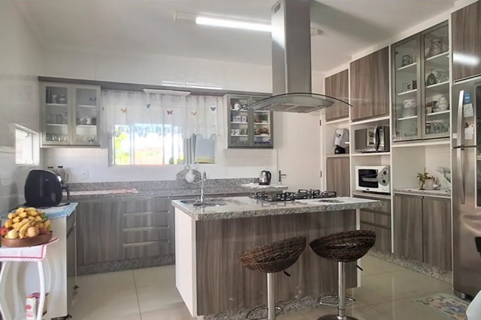 Foto 1 de Casa com 4 quartos à venda, 360m2 em Beira Rio, Biguacu - SC