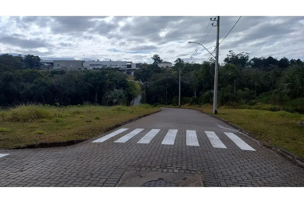 Foto 4 de Terreno / Lote à venda, 692m2 em São Lucas, Viamao - RS