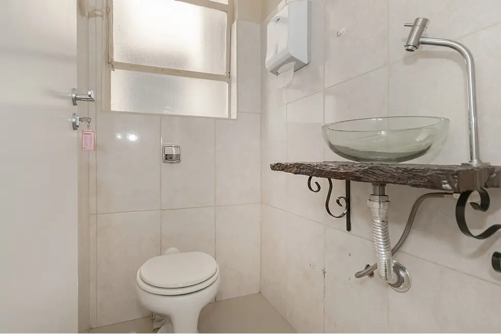 Foto 2 de Sala Comercial à venda, 47m2 em Centro Histórico, Porto Alegre - RS