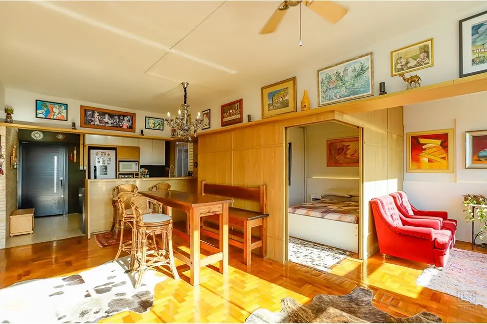 Apartamento com 1 quarto à venda, 56m2 em Centro Histórico, Porto Alegre - RS - imagem 2 Foto 2 de Apartamento com 1 quarto à venda, 56m2 em Centro Histórico, Porto Alegre - RS