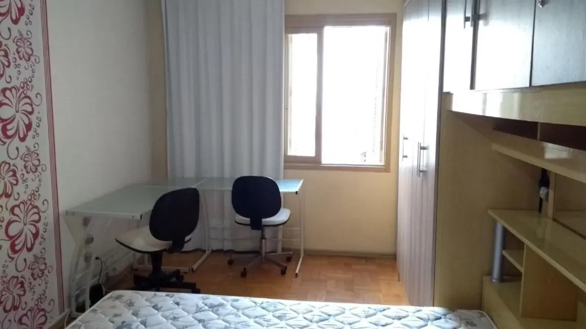 Apartamento com 1 quarto à venda, 48m2 em Centro Histórico, Porto Alegre - RS - imagem 5 Foto 5 de Apartamento com 1 quarto à venda, 48m2 em Centro Histórico, Porto Alegre - RS