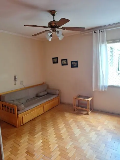 Apartamento com 1 quarto à venda, 48m2 em Centro Histórico, Porto Alegre - RS - imagem 3 Foto 3 de Apartamento com 1 quarto à venda, 48m2 em Centro Histórico, Porto Alegre - RS