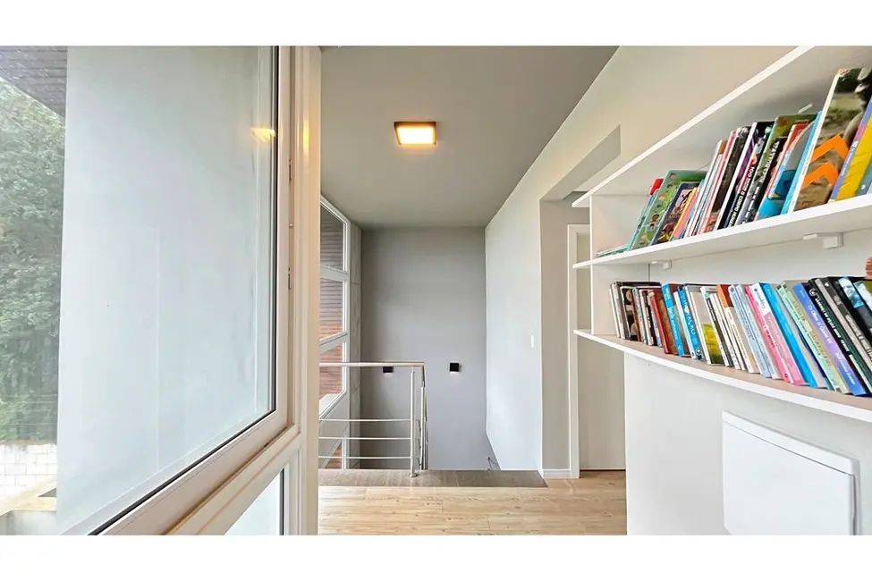 Casa de Condomínio com 3 quartos à venda, 174m2 em Hípica, Porto Alegre - RS - imagem 2 Foto 2 de Casa de Condomínio com 3 quartos à venda, 174m2 em Hípica, Porto Alegre - RS