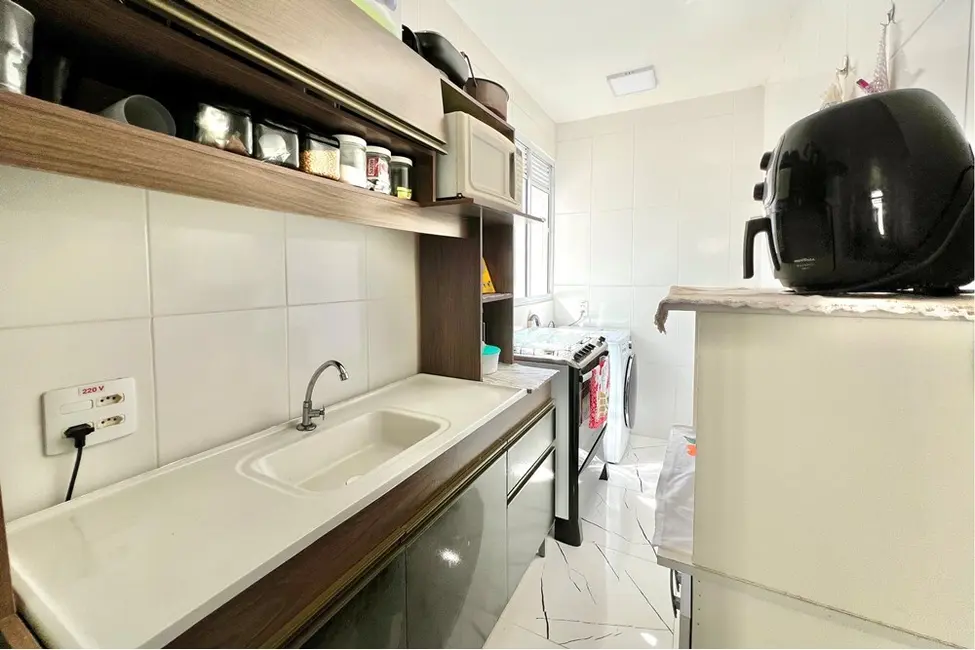 Apartamento com 2 quartos à venda, 42m2 em Olaria, Canoas - RS - imagem 9 Foto 9 de Apartamento com 2 quartos à venda, 42m2 em Olaria, Canoas - RS