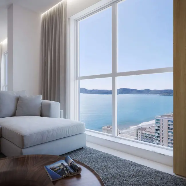 Foto 6 de Cobertura com 5 quartos à venda, 293m2 em Meia Praia, Itapema - SC