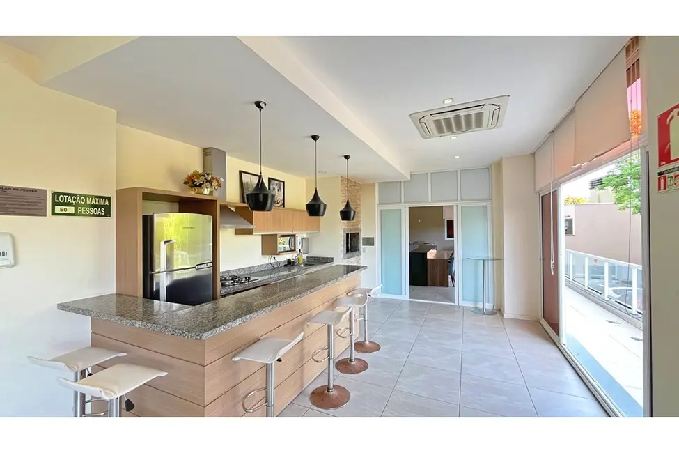 Apartamento com 2 quartos à venda, 50m2 em Azenha, Porto Alegre - RS - imagem 6 Foto 6 de Apartamento com 2 quartos à venda, 50m2 em Azenha, Porto Alegre - RS