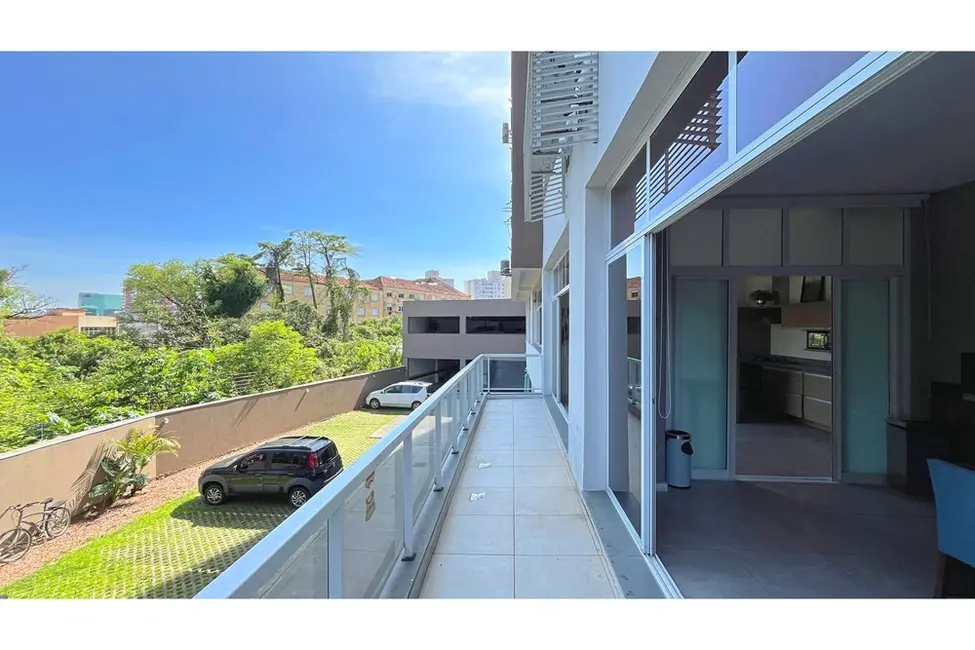 Apartamento com 2 quartos à venda, 50m2 em Azenha, Porto Alegre - RS - imagem 2 Foto 2 de Apartamento com 2 quartos à venda, 50m2 em Azenha, Porto Alegre - RS