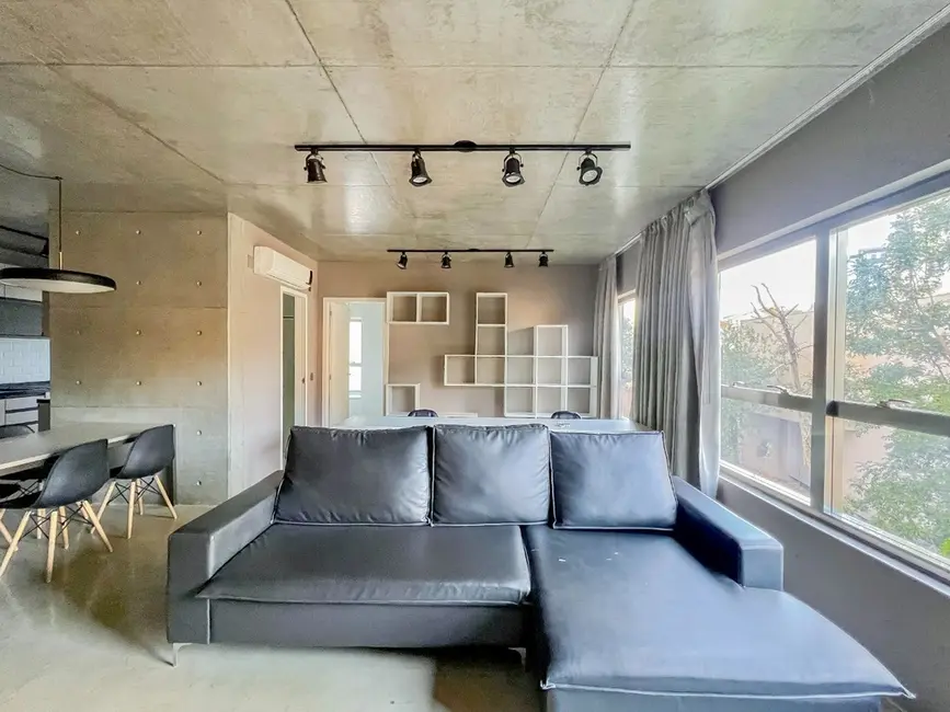 Apartamento com 1 quarto à venda, 69m2 em Petrópolis, Porto Alegre - RS - imagem 1 Foto 1 de Apartamento com 1 quarto à venda, 69m2 em Petrópolis, Porto Alegre - RS