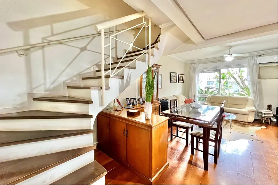 Casa com 3 quartos à venda, 130m2 em Marechal Rondon, Canoas - RS - imagem 1 Foto 1 de Casa com 3 quartos à venda, 130m2 em Marechal Rondon, Canoas - RS