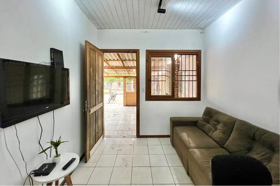 Casa com 2 quartos à venda, 110m2 em São José, Canoas - RS - imagem 7 Foto 7 de Casa com 2 quartos à venda, 110m2 em São José, Canoas - RS