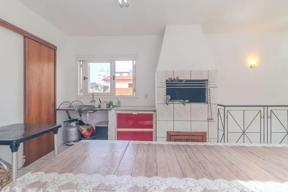 Casa com 3 quartos à venda, 377m2 em Higienópolis, Porto Alegre - RS - imagem 5 Foto 5 de Casa com 3 quartos à venda, 377m2 em Higienópolis, Porto Alegre - RS