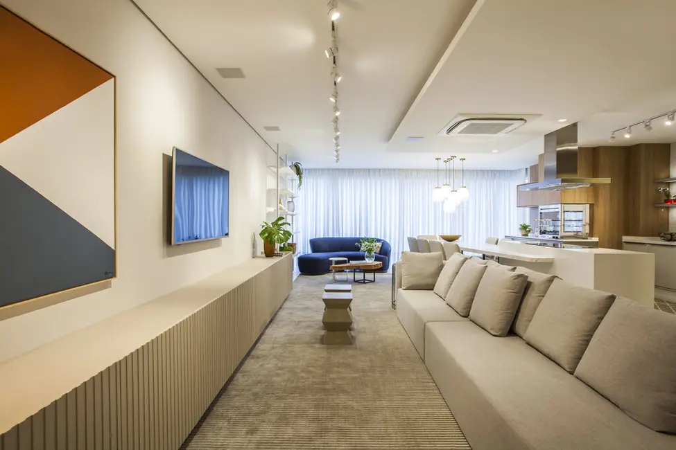 Apartamento com 4 quartos à venda, 167m2 em Centro, Balneario Camboriu - SC - imagem 3 Foto 3 de Apartamento com 4 quartos à venda, 167m2 em Centro, Balneario Camboriu - SC