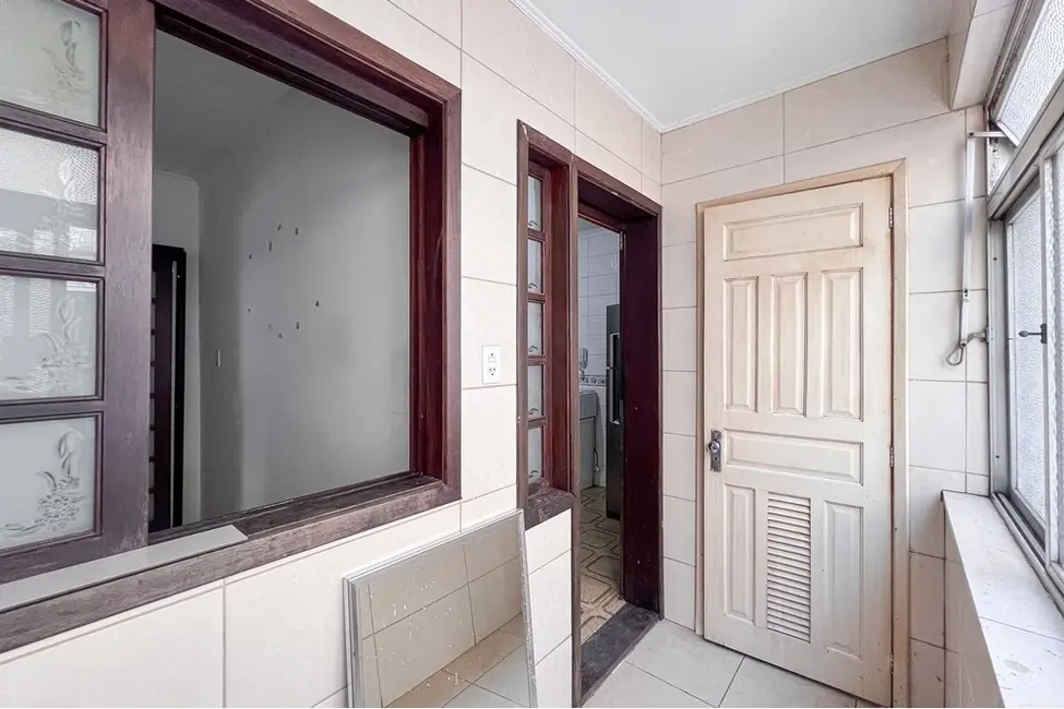 Foto 2 de Apartamento com 2 quartos à venda, 72m2 em Centro, Canoas - RS