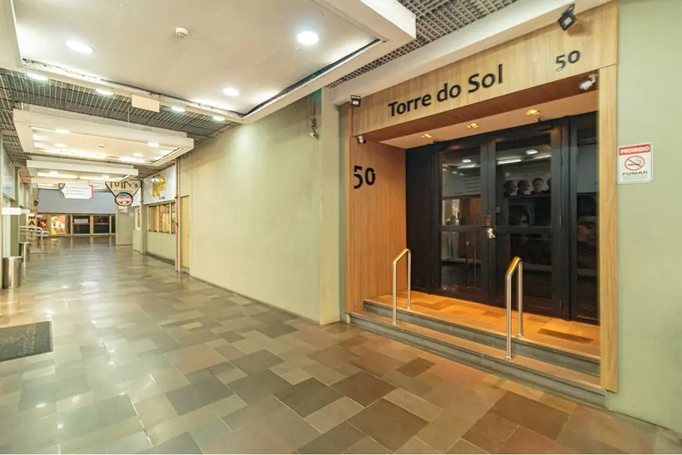 Foto 2 de Apartamento com 2 quartos à venda, 110m2 em Independência, Porto Alegre - RS