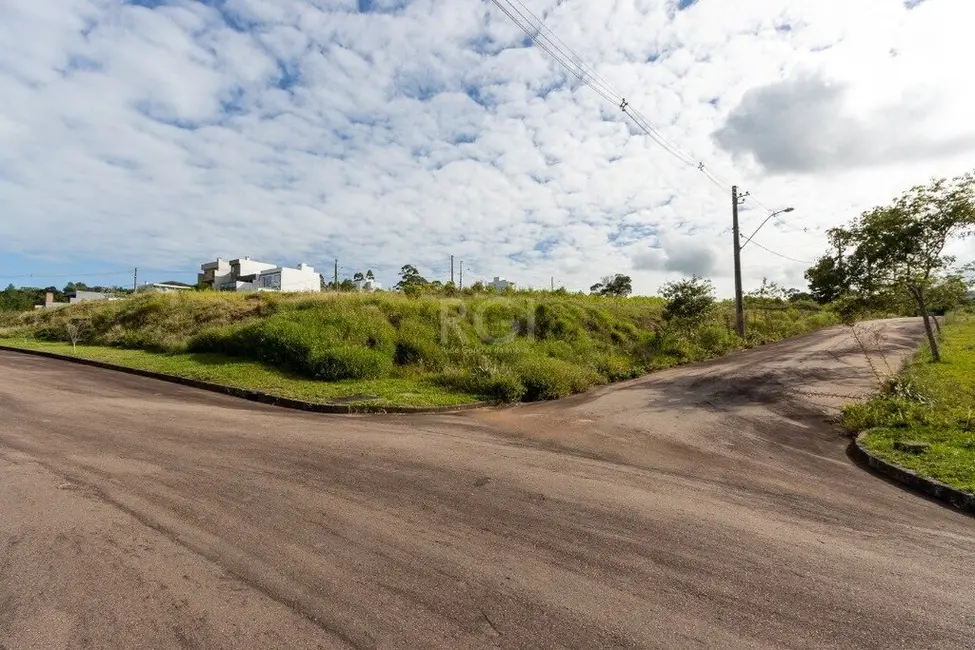 Foto 3 de Terreno / Lote à venda, 216m2 em Vila Nova, Porto Alegre - RS