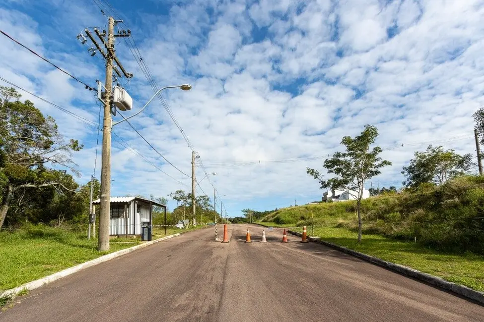 Foto 1 de Terreno / Lote à venda, 216m2 em Vila Nova, Porto Alegre - RS