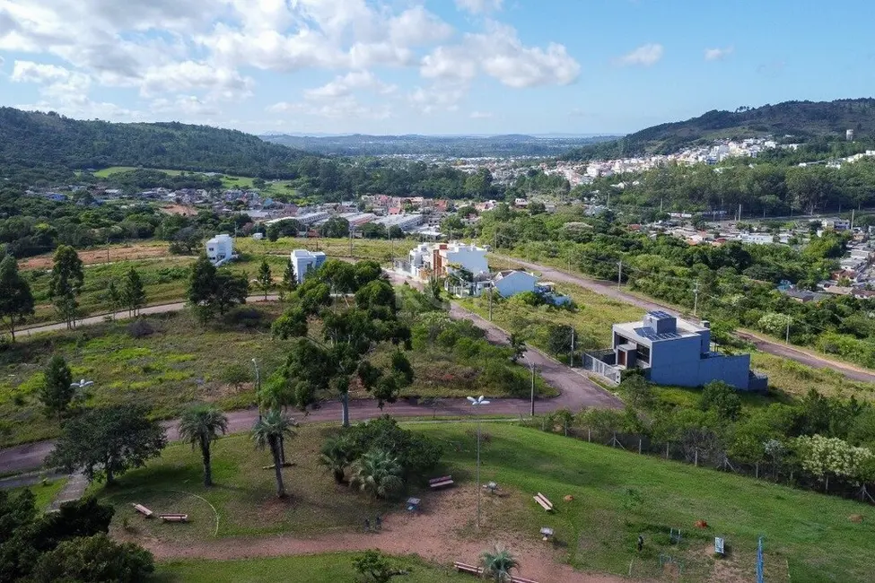 Foto 2 de Terreno / Lote à venda, 216m2 em Vila Nova, Porto Alegre - RS