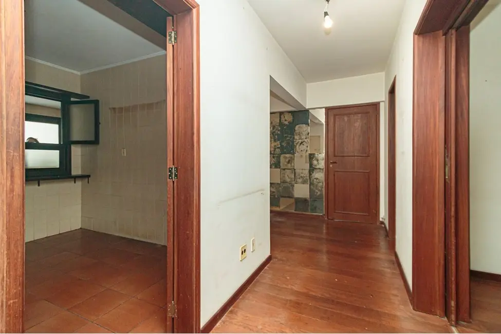 Foto 9 de Apartamento com 3 quartos à venda, 157m2 em Vila Assunção, Porto Alegre - RS