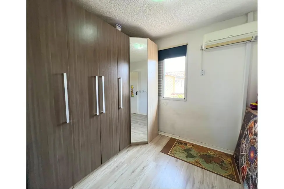 Foto 2 de Casa de Condomínio com 2 quartos à venda, 88m2 em Igara, Canoas - RS