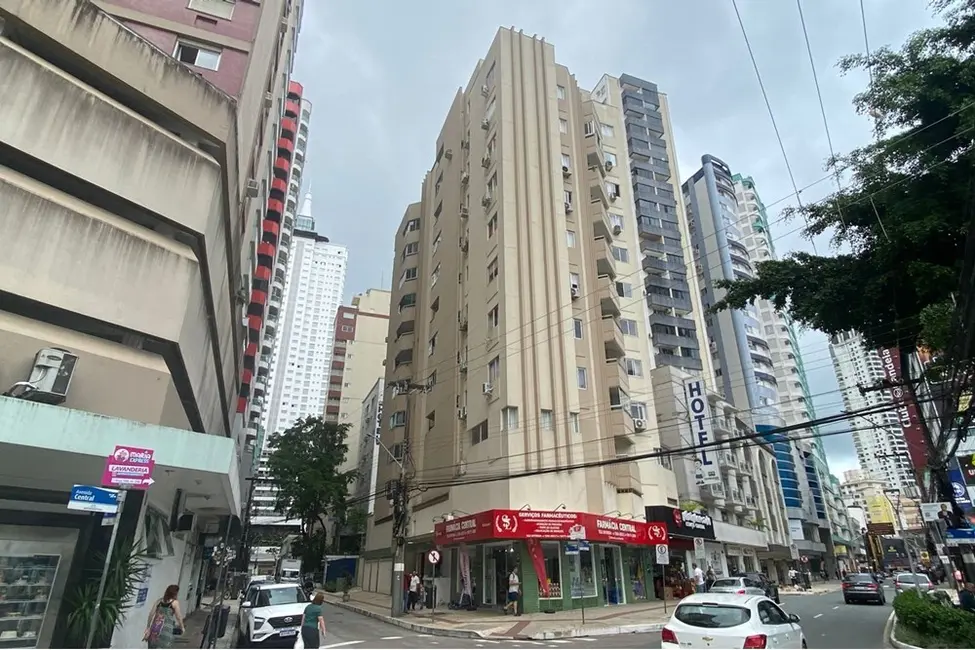 Apartamento com 4 quartos à venda, 111m2 em Centro, Balneario Camboriu - SC - imagem 6 Foto 6 de Apartamento com 4 quartos à venda, 111m2 em Centro, Balneario Camboriu - SC