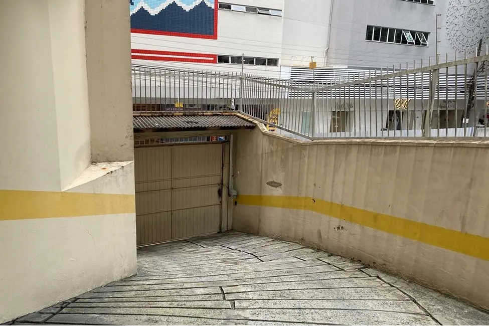 Apartamento com 4 quartos à venda, 111m2 em Centro, Balneario Camboriu - SC - imagem 8 Foto 8 de Apartamento com 4 quartos à venda, 111m2 em Centro, Balneario Camboriu - SC