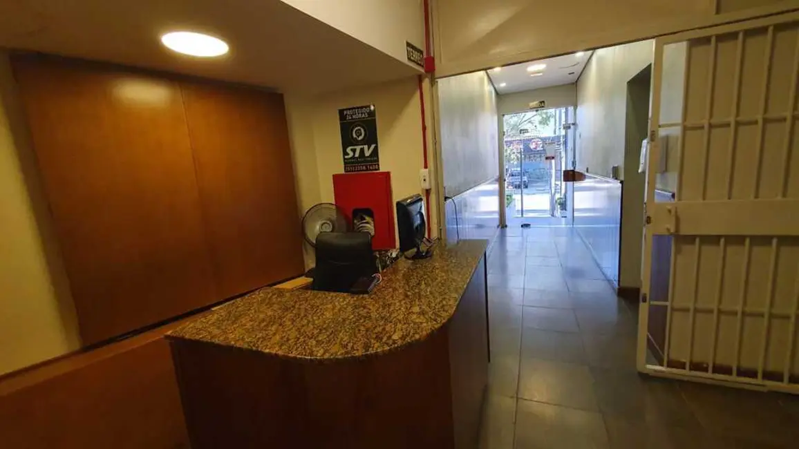 Sala Comercial à venda, 59m2 em Menino Deus, Porto Alegre - RS - imagem 4 Foto 4 de Sala Comercial à venda, 59m2 em Menino Deus, Porto Alegre - RS