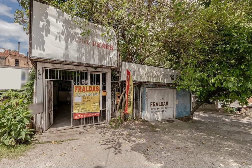 Foto 1 de Prédio Inteiro à venda, 200m2 em Cavalhada, Porto Alegre - RS