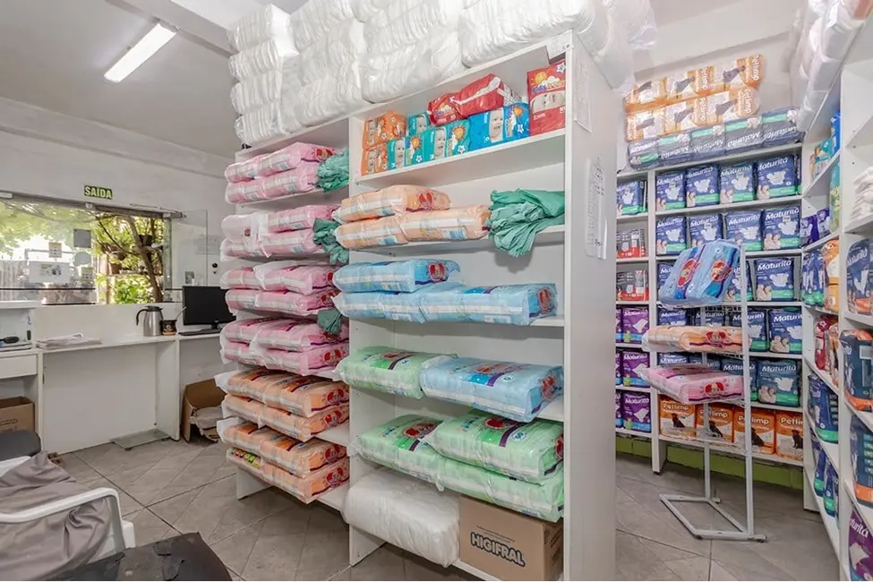 Foto 8 de Prédio Inteiro à venda, 200m2 em Cavalhada, Porto Alegre - RS