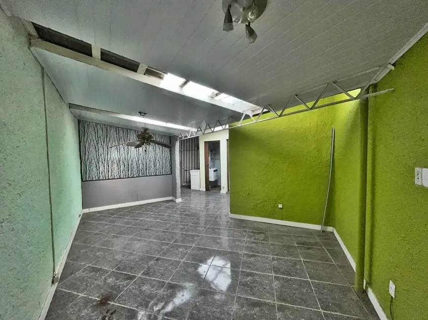 Foto 9 de Casa com 3 quartos à venda, 120m2 em Passo da Areia, Porto Alegre - RS