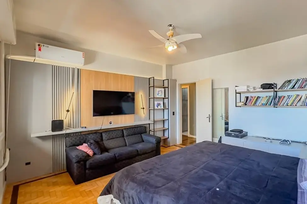 Foto 5 de Apartamento com 4 quartos à venda, 190m2 em Rio Branco, Porto Alegre - RS