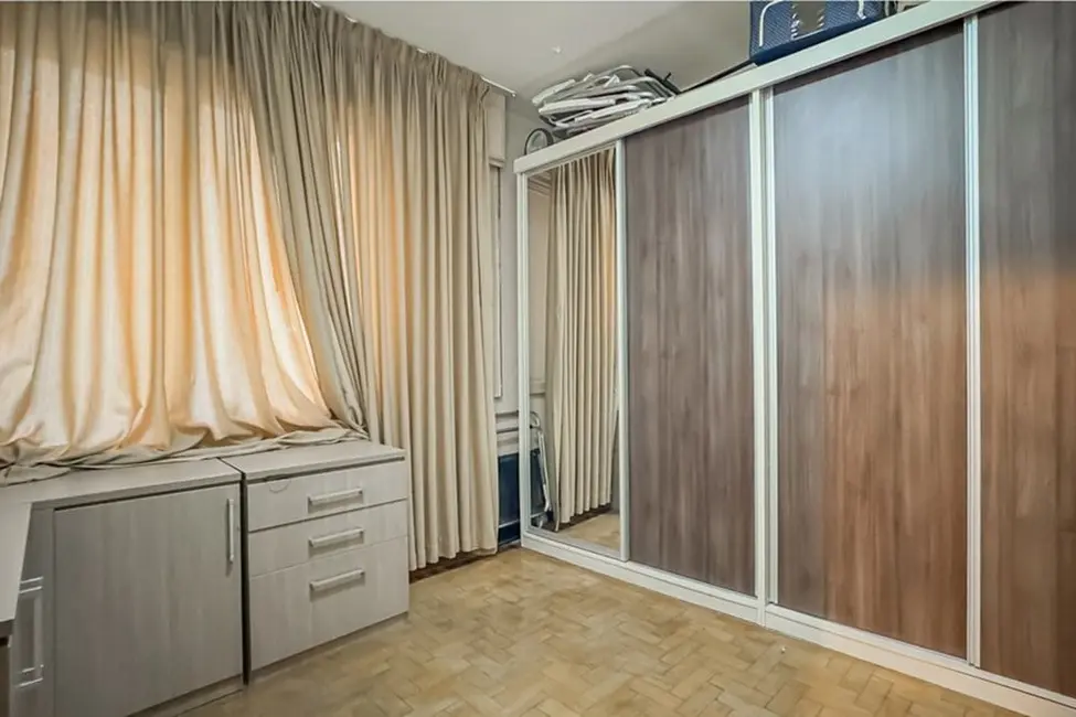 Foto 7 de Apartamento com 4 quartos à venda, 190m2 em Rio Branco, Porto Alegre - RS