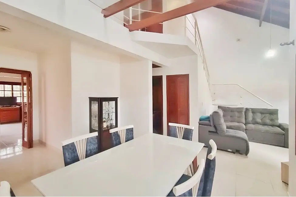 Casa de Condomínio com 3 quartos à venda, 157m2 em São Lucas, Viamao - RS - imagem 3 Foto 3 de Casa de Condomínio com 3 quartos à venda, 157m2 em São Lucas, Viamao - RS