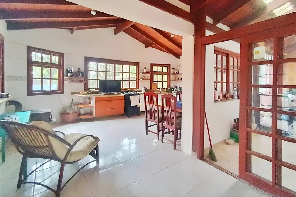 Casa de Condomínio com 3 quartos à venda, 157m2 em São Lucas, Viamao - RS - imagem 5 Foto 5 de Casa de Condomínio com 3 quartos à venda, 157m2 em São Lucas, Viamao - RS