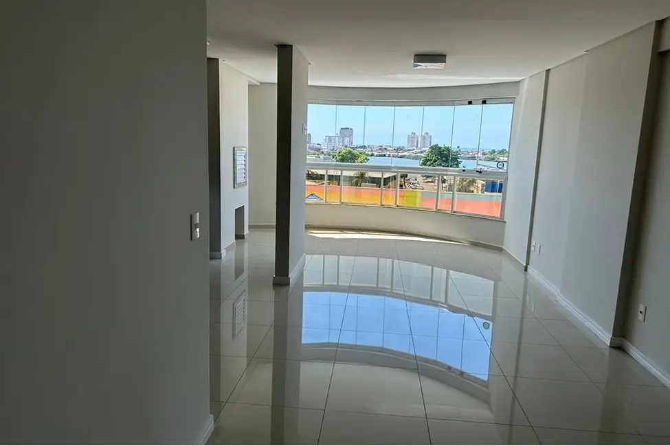 Apartamento com 3 quartos à venda, 103m2 em Centro, Itajai - SC - imagem 4 Foto 4 de Apartamento com 3 quartos à venda, 103m2 em Centro, Itajai - SC