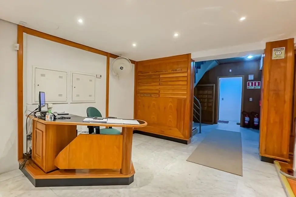 Sala Comercial à venda, 34m2 em Petrópolis, Porto Alegre - RS - imagem 3 Foto 3 de Sala Comercial à venda, 34m2 em Petrópolis, Porto Alegre - RS