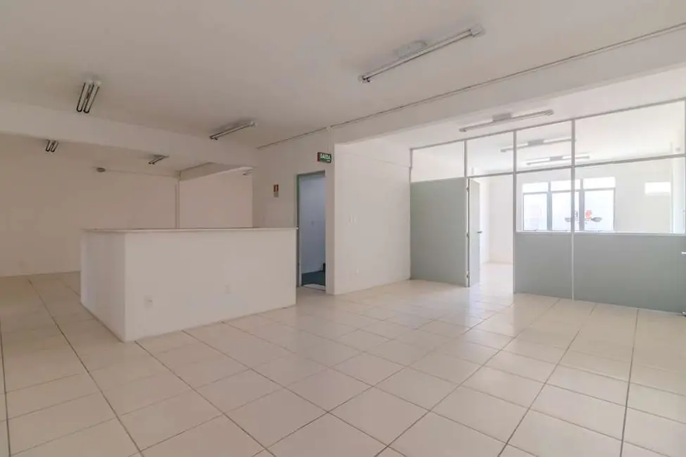 Foto 2 de Prédio Inteiro à venda, 717m2 em São Geraldo, Porto Alegre - RS