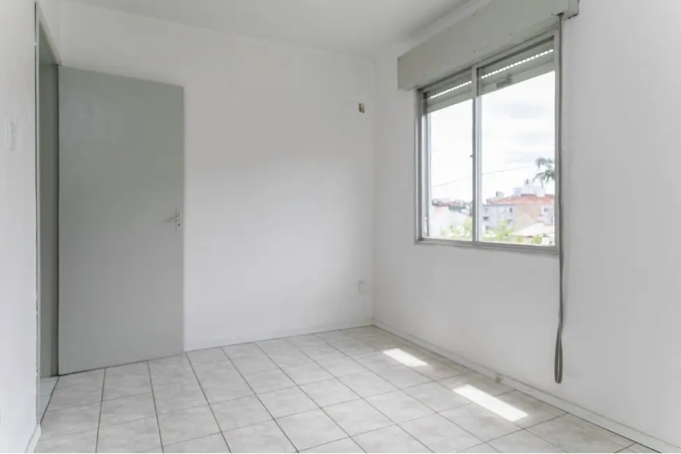 Foto 7 de Apartamento com 2 quartos à venda, 52m2 em São Sebastião, Porto Alegre - RS