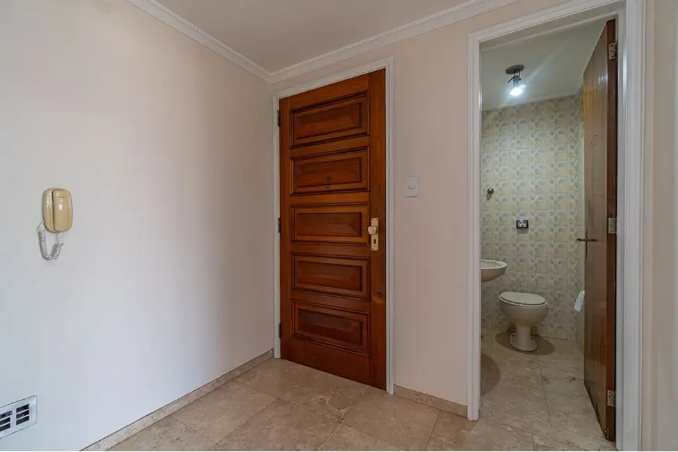 Apartamento com 3 quartos à venda, 125m2 em Menino Deus, Porto Alegre - RS - imagem 3 Foto 3 de Apartamento com 3 quartos à venda, 125m2 em Menino Deus, Porto Alegre - RS