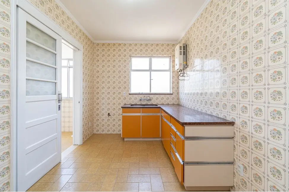 Apartamento com 3 quartos à venda, 125m2 em Menino Deus, Porto Alegre - RS - imagem 5 Foto 5 de Apartamento com 3 quartos à venda, 125m2 em Menino Deus, Porto Alegre - RS