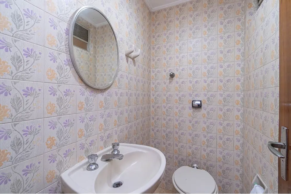 Apartamento com 3 quartos à venda, 125m2 em Menino Deus, Porto Alegre - RS - imagem 4 Foto 4 de Apartamento com 3 quartos à venda, 125m2 em Menino Deus, Porto Alegre - RS